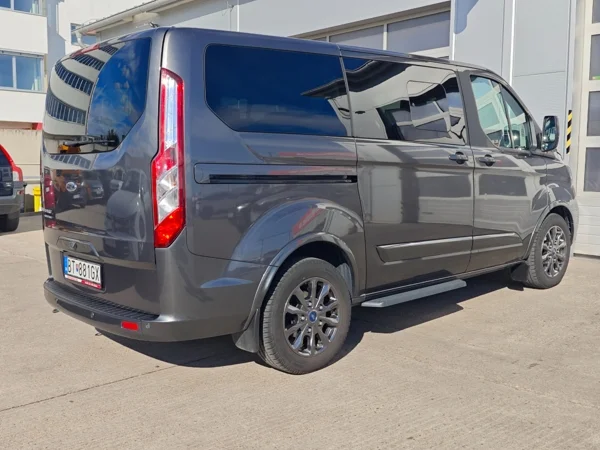 Ford Tourneo Custom Family 2,0 TDCi 125kW 27