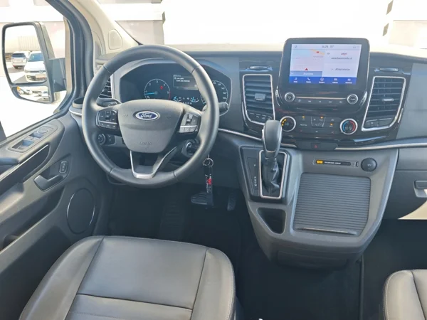 Ford Tourneo Custom Family 2,0 TDCi 125kW 31