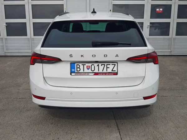 Škoda Octavia Combi Ambition DSG 2,0 TDI 85kW 6