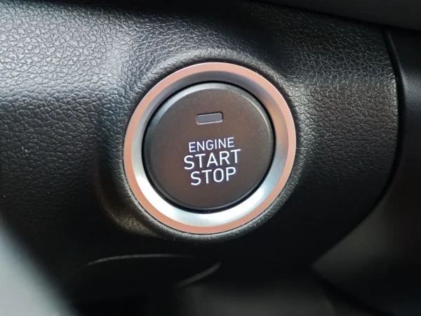 Hyundai Kona Style 7DCT 1,6 T-GDi 146kW 33