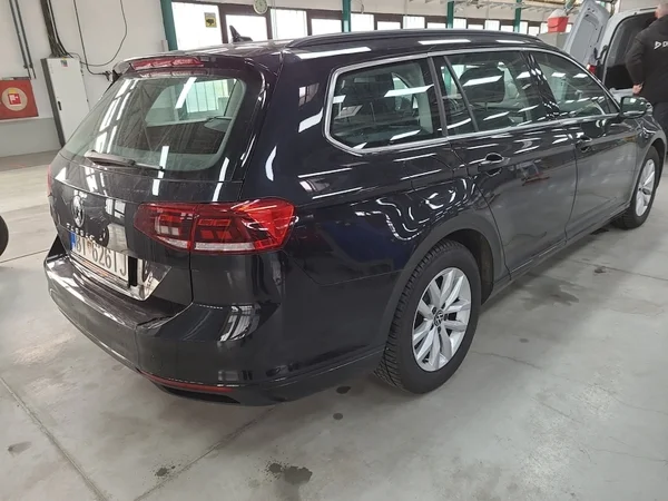 Volkswagen Passat Variant Business DSG 2,0 TDI 110kW 2