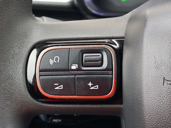 Citroën C3 SHINE PureTech 1,2 61kW 16