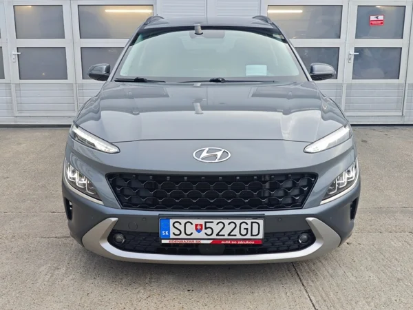 Hyundai Kona Style 7DCT 1,6 T-GDi 146kW 4