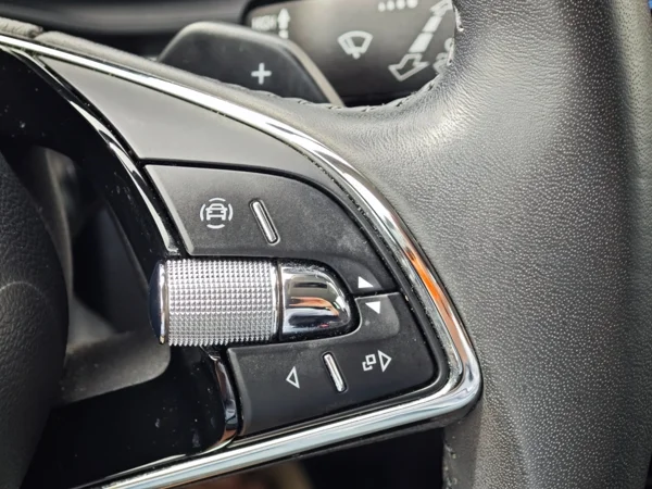 Škoda Octavia Combi Ambition DSG 2,0 TDI 85kW 27