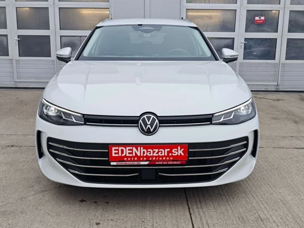 Volkswagen Passat Variant Business DSG 1,5 eTSI 110kW 4