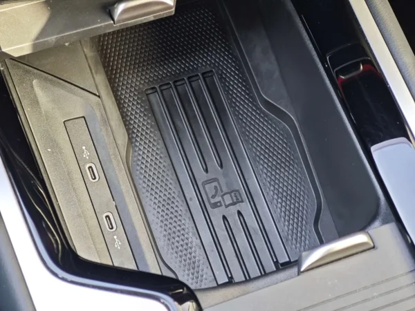 Volkswagen Passat Variant Business DSG 1,5 eTSI 110kW 25