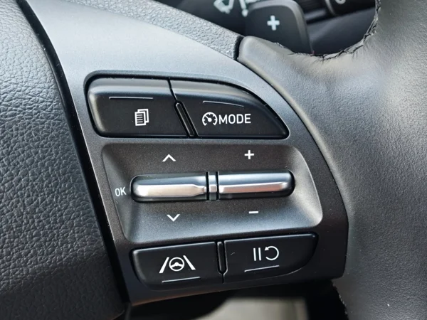 Hyundai Kona Style 7DCT 1,6 T-GDi 146kW 31