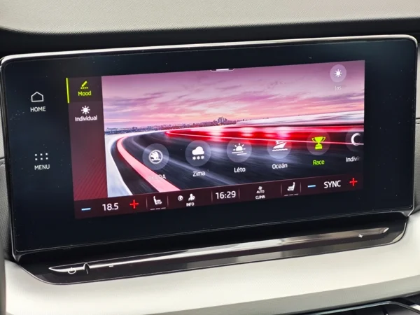 Škoda Octavia Combi Ambition DSG 2,0 TDI 85kW 17