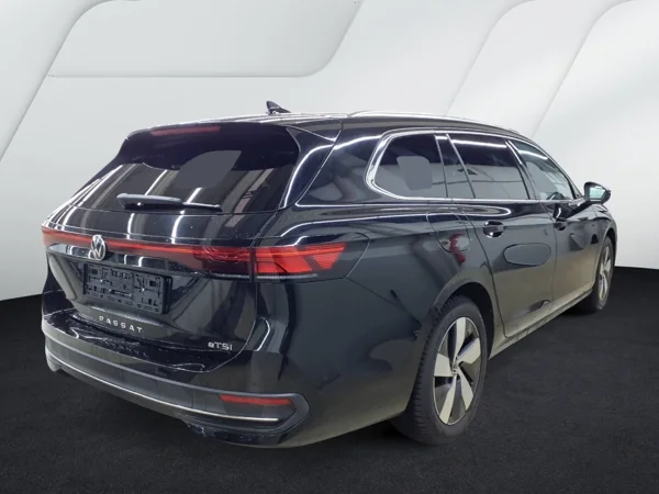 Volkswagen Passat Variant Business DSG 1,5 eTSI 110kW 2