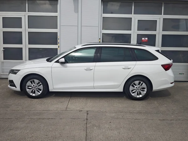 Škoda Octavia Combi Ambition DSG 2,0 TDI 85kW 8