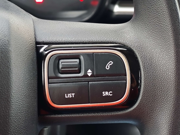 Citroën C3 SHINE PureTech 1,2 61kW 17