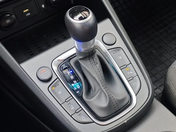 Hyundai Kona Style 7DCT 1,6 T-GDi 146kW 24