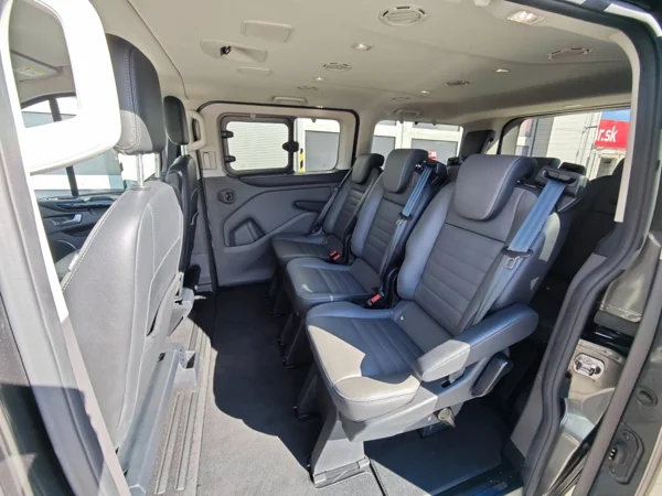 Ford Tourneo Custom Family 2,0 TDCi 125kW 7