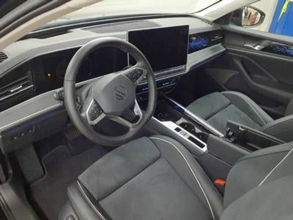 Volkswagen Passat Variant Elegance DSG 2,0 TDI 110kW 3
