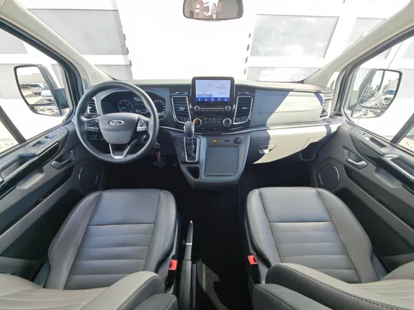 Ford Tourneo Custom Family 2,0 TDCi 125kW 30