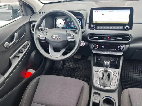 Hyundai Kona Style 7DCT 1,6 T-GDi 146kW 3