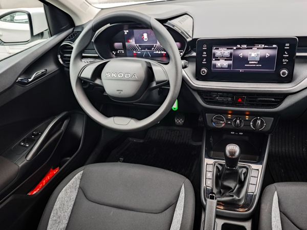 Škoda Fabia Essence MPi 59kW 3