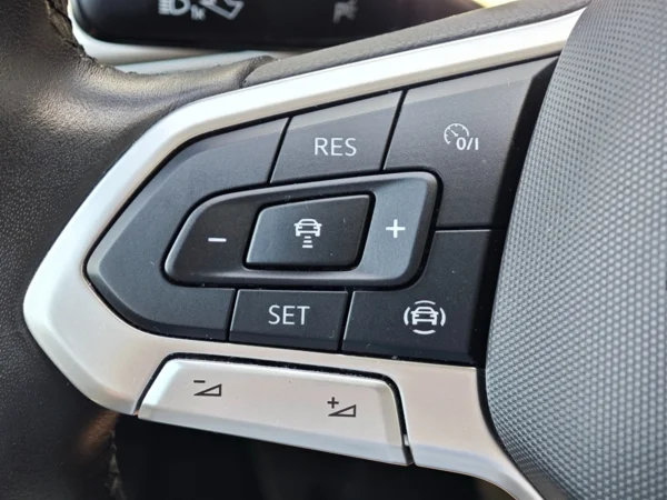 Volkswagen Golf Variant Life + dovýbava 2,0 TDI 85kW 25