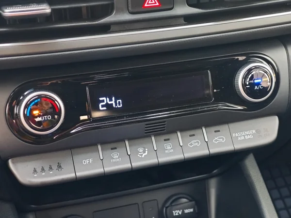 Hyundai Kona Style 7DCT 1,6 T-GDi 146kW 22