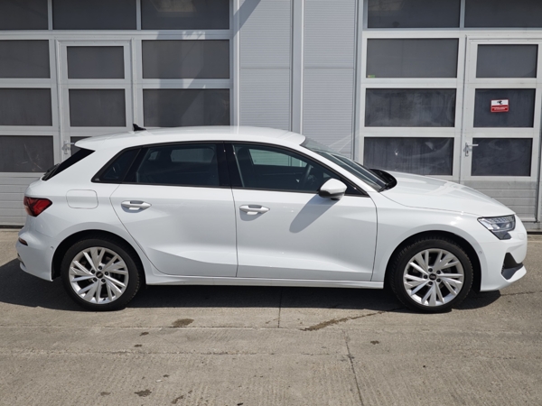 Audi A3 Sportback bohatá dovýbava S-Tronic STR 35 TDI 110kW 9