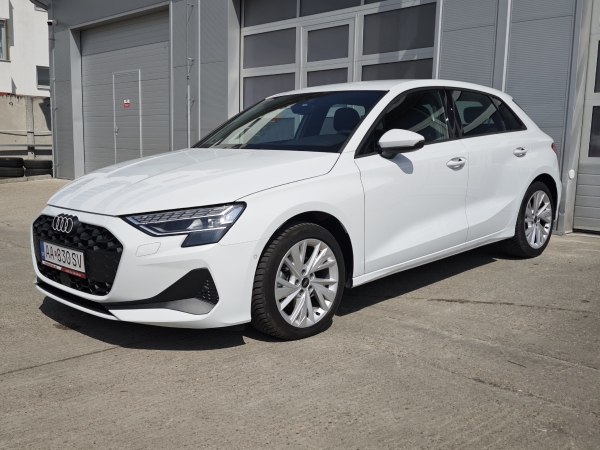 Audi A3 Sportback bohatá dovýbava S-Tronic STR 35 TDI 110kW