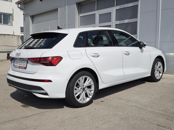 Audi A3 Sportback bohatá dovýbava S-Tronic STR 35 TDI 110kW 2
