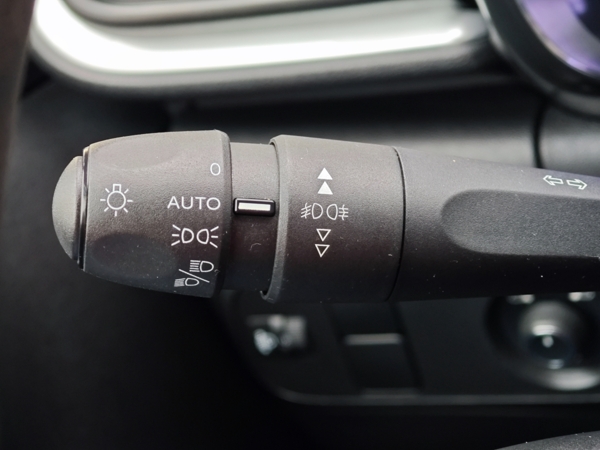 Citroën C3 SHINE PureTech 1,2 61kW 21