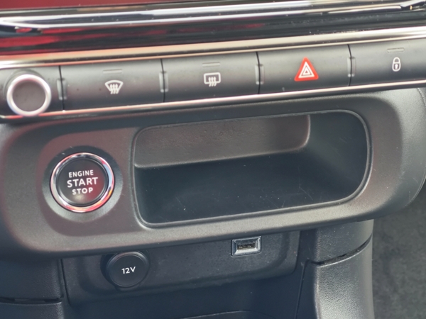 Citroën C3 SHINE PureTech 1,2 61kW 19