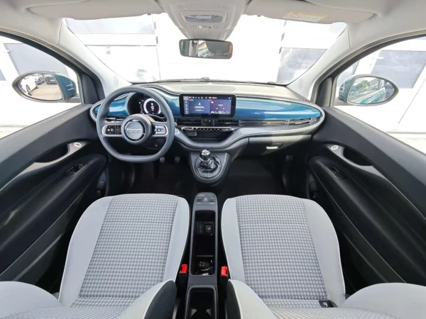 Fiat 500 Torino Hybrid 48kW 13