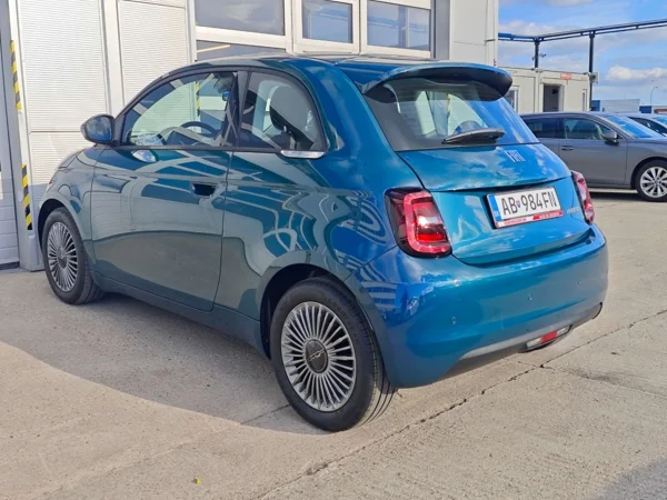Fiat 500 Torino Hybrid 48kW 8