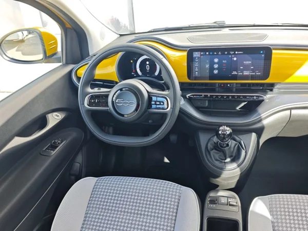 Fiat 500 Torino Hybrid 48kW 3