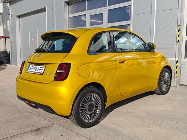 Fiat 500 Torino Hybrid 48kW 2