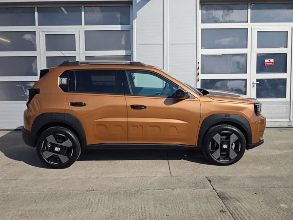 Fiat Panda La Prima Hybrid eDCT 1.2T 81kW 9