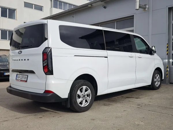 Ford Tourneo Custom Family L2 A8 2.0 TDCi EcoBlue 100kW 2