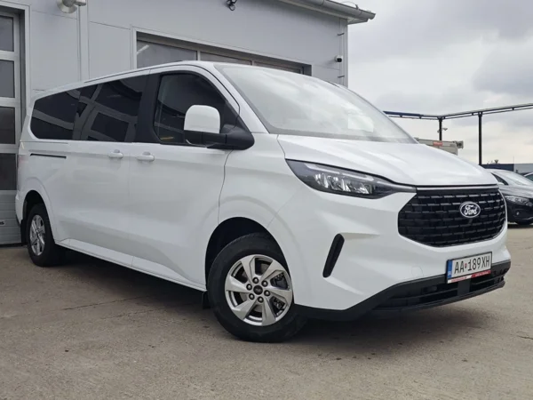 Ford Tourneo Custom Family L2 A8 2.0 TDCi EcoBlue 100kW 5