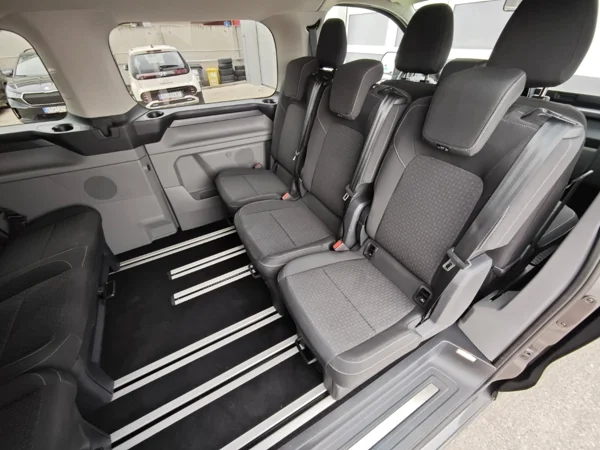 Ford Tourneo Custom Family L2 A8 2.0 TDCi EcoBlue 100kW 3