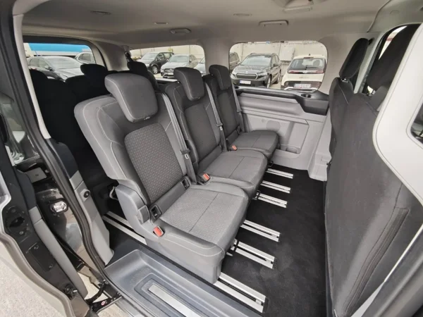 Ford Tourneo Custom Family L2 A8 2.0 TDCi EcoBlue 100kW 15