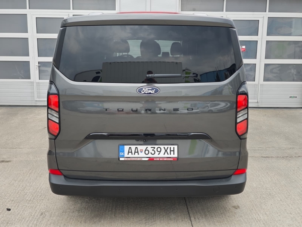 Ford Tourneo Custom Family L2 A8 2.0TDCi EcoBlue 100kW 6