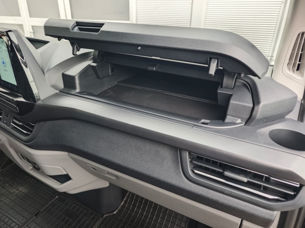 Ford Tourneo Custom Family L2 A8 2.0TDCi EcoBlue 100kW 17