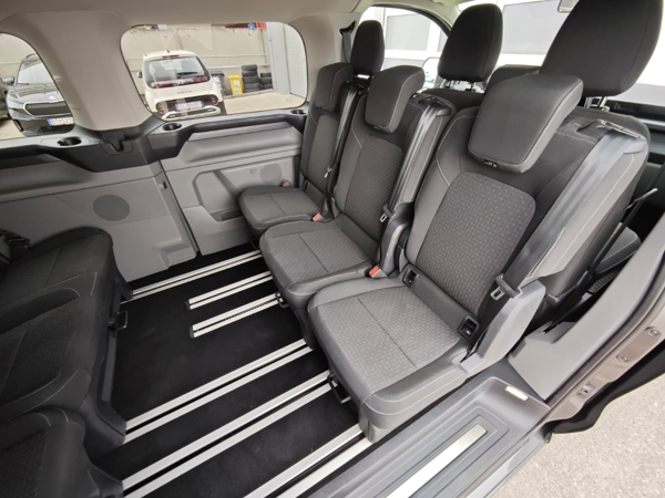Ford Tourneo Custom Family L2 A8 2.0TDCi EcoBlue 100kW 14