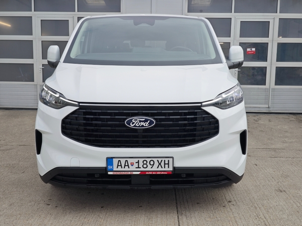 Ford Tourneo Custom Family L2 A8 2.0TDCi EcoBlue 100kW 4