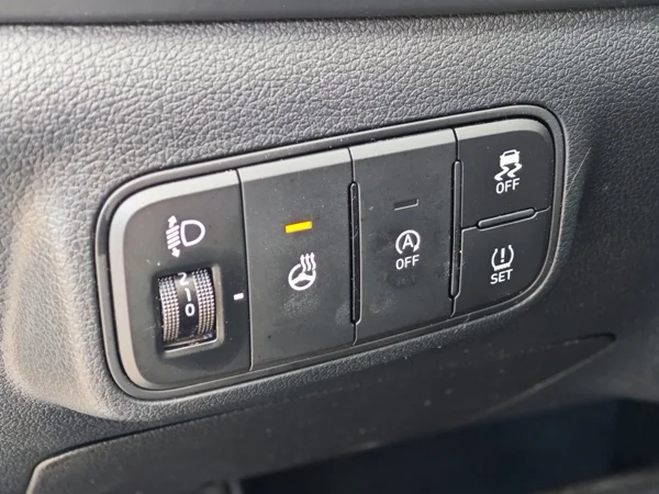 Hyundai i20 Comfort + Winter Pack DCT T-GDi 66kW 28