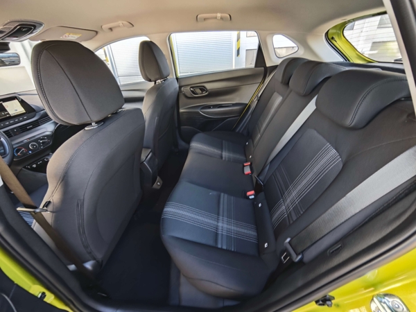 Hyundai i20 Comfort DCT T-GDi 74kW 10