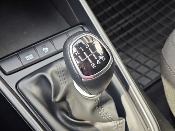 Hyundai i20 Family + LED s DRIVE MODE T-GDi 74kW 20