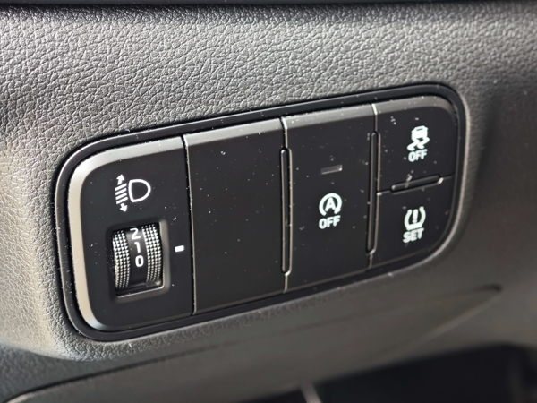 Hyundai i20 Family + LED s DRIVE MODE T-GDi 74kW 25