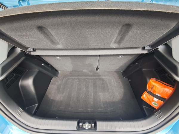 Hyundai i20 Family + LED s DRIVE MODE T-GDi 74kW 27