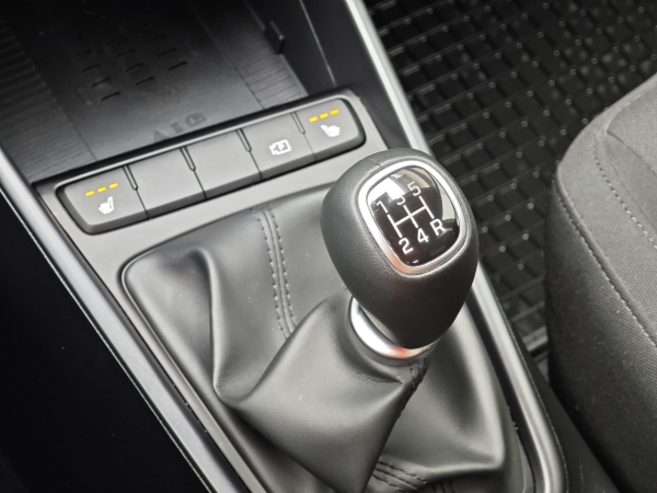 Hyundai i20 Family + Smart Pack 1,2i 58kW 17