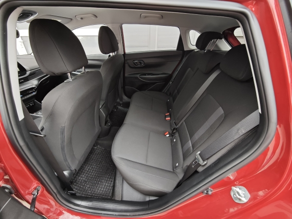 Hyundai i20 Family + Smart Pack 1,2i 58kW 11