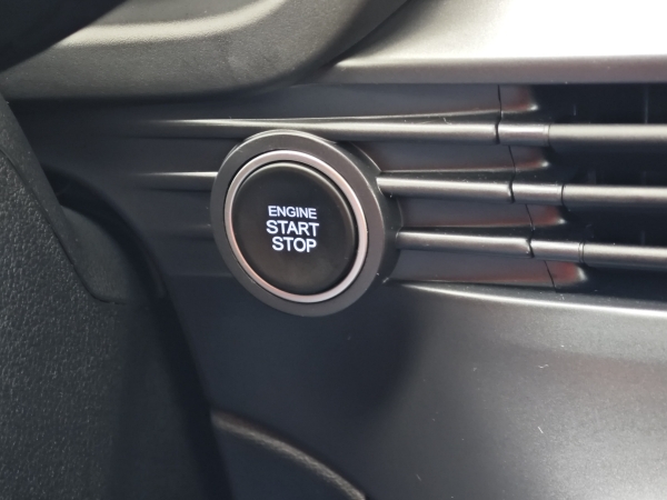 Hyundai i20 Family + Smart Pack 1,2i 58kW 18