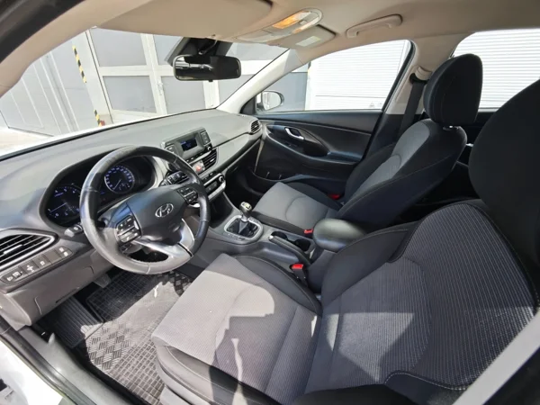 Hyundai i30 Comfort Pack 1,5 DPi 81kW 10